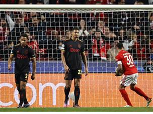 כבש שער בצד הלא נכון של המגרש (GETTY)