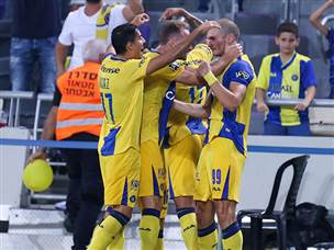 עם השער של יובאנוביץ' (צילום: דני מרון)