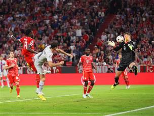 החלוץ הפולני היה קרוב, אבל לא מספיק (Alex Grimm/Getty Images)