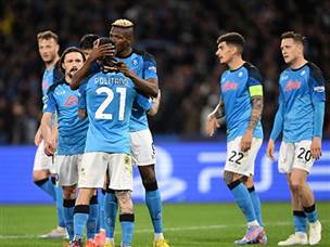 בפעם הראשונה אי פעם - נאפולי ברבע הגמר! (getty)