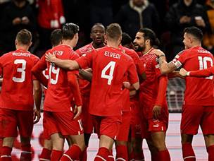 ושווייץ שילשה את התוצאה (getty)