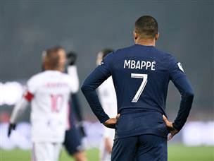 האם האליפות בסכנה? (Getty)