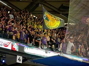 תחת אווירה חמה (צילום: אלן שיבר)