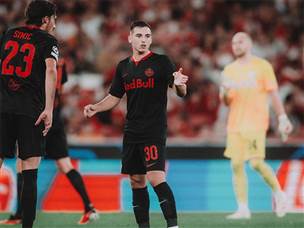 שער בכורה בהופעת הבכורה (זלצבורג)