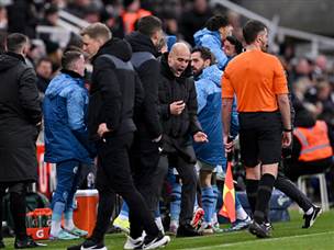 פפ נשאר במאבק (GETTY)