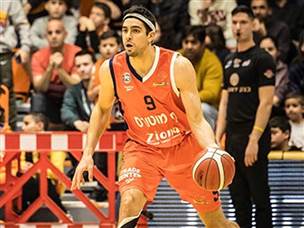 חוזר לנצח, איתי שגב (עודד קרני- מנהלת ליגת העל)