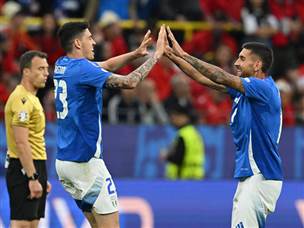 באסטוני הרגיע בדקה ה-11 (GETTY)