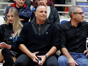 גם הוא היה ביובל הערב. רן בן שמעון (אלן שיבר)