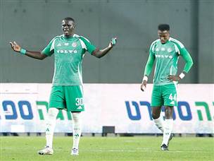 מפלה כואבת למכבי חיפה (צילום: אלן שיבר)