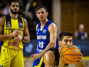 (FIBA)