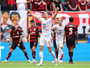 שער ענק שלו (GETTY)