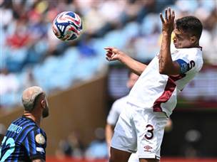 אך פלומיננסה לא הרפתה (GETTY)