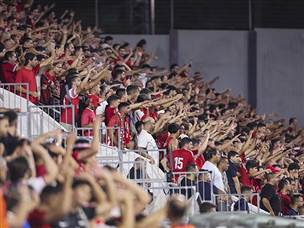 אלפי אדומים הגיעו לגרין (מאור אלקסלסי)