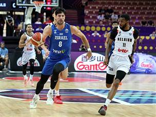 אבדיה שלט בדרך ל-15 הפרש במחצית (צילום: אלן שיבר)