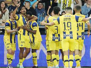 דור פרץ חזר להבקיע (צילום: אלן שיבר)