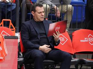 דימיטריס איטודיס. למאמן חלק משמעותי בהפסד (אלן שיבר)