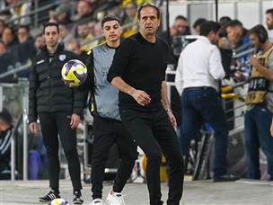 רוני לוי רחוק ארבע נקודות מהפלייאוף העליון (ברני ארדוב)