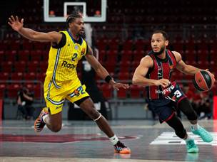 אבל באסקוניה עם רבע שלישי גדול (Photo by Aitor Arrizabalaga/Euroleague Basketball via Getty Images)