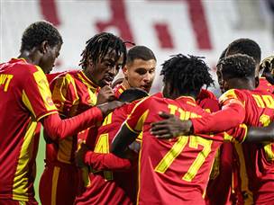 שער אחד כן נכבש הערב (קובי אליהו)