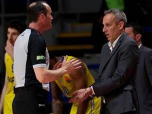 נפרד עם הפסד. קטש (GETTY)