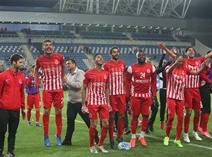 שמחה גדולה באדום (נמרוד גליקמן)