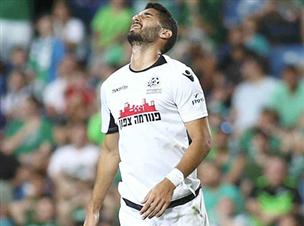 הפנים אומרות הכל. לידור כהן ופ"ת מאוכזבים (צילום: אלן שיבר)