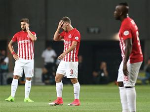 והתמונות בסיום אמרו הכל: הפועל לא תלויה בעצמה במחזור הסיום (אלן שיבר)