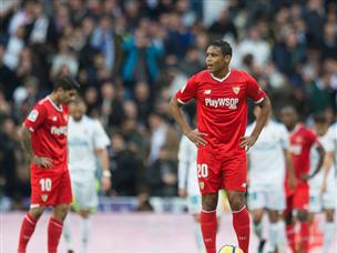מוריאל. לקבוצה ברמתה של סביליה אסור להיראות ככה (getty)