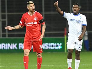 אחד עולה, השני בחוץ (אנצ'ו גוש)