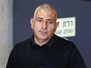 איזה תסכול. גולן הורחק לאחר שהתפרץ לעבר השופט