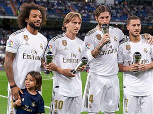 שחקני ריאל שנכללו בהרכב השנה של פיפ"א בטקס לפני המשחק (getty)