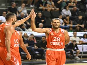 (מנהלת הליגה)