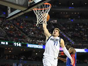 התצוגה המדהימה של דונצ'יץ נגד דטרויט