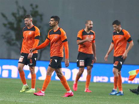 ינסו לתקן בגביע (אלן שיבר)