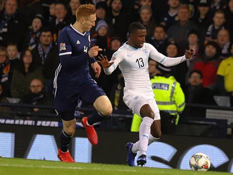 יקווה להישג שונה. טווטאחה (פרפר לנס)