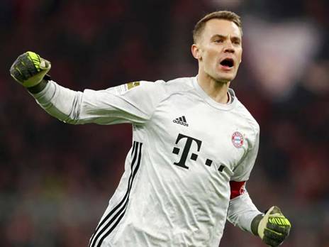 נוייר כבר חוגג. הבונדסליגה בדרך חזרה (getty)