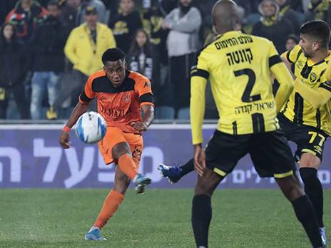 עשוי להיפרד כבר בתום העונה. מאיימבלה (צילום: דני מרון)