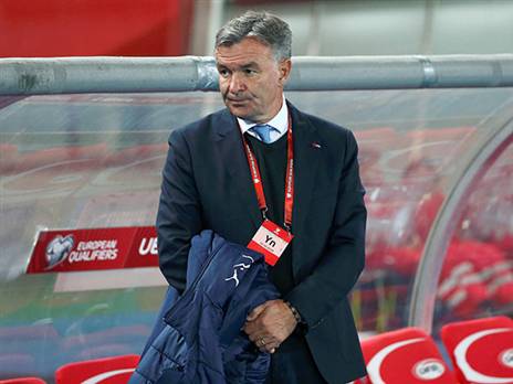 ההחלטה התקבלה כמעט פה אחד. רוטנשטיינר (אלן שיבר)