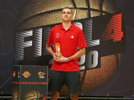 מדר. השחקן המשתפר (אלן שיבר)