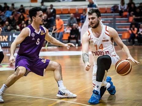 יש מאמן חדש (צילום: מנהלת הליגה)