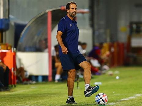 לוי. הרבה חומר למחשבה (לירון מולדובן)