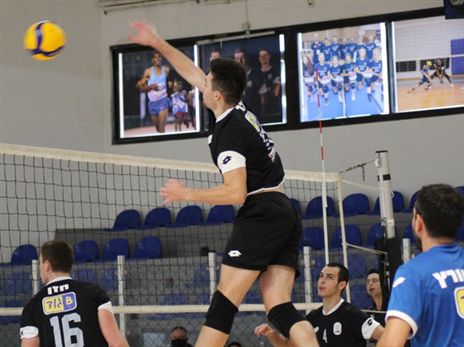 עילי חבר, שותף בניצחון המעפיל (באדיבות איגוד הכדורעף)