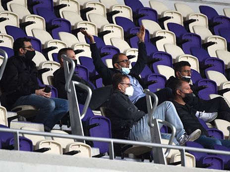 בהפועל מחפשים פתרונות יצירתיים (ברני ארדוב)