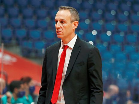 קטש מרוצה מהחיזוק (אלן שיבר)