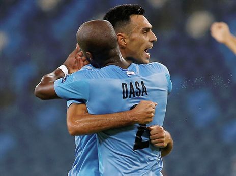 התקרב לשפיגלר. זהבי (אלן שיבר)