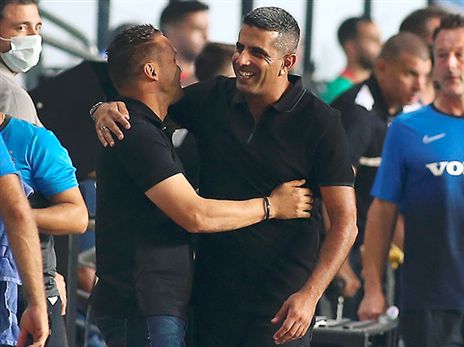 עם מימר. "יודע לקרוא את המשחק" (אלן שיבר)