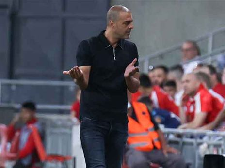 לוזון. ישאיר רק את דיניז מבין הזרים (דני מרון)