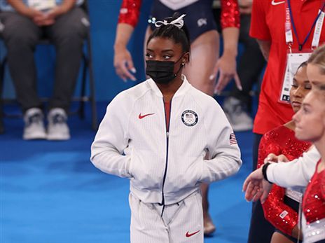 ביילס. צפתה מהצד (getty Inages)