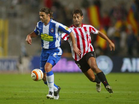 מאוריסיו פוצ'טינו במדי אספניול. מסי הצעיר העריץ את בן ארצו (GETTY)