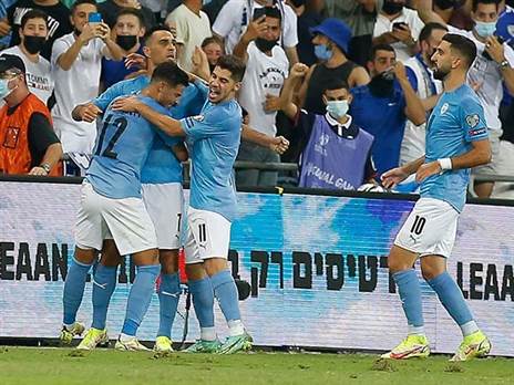 "בואו נתאחד סביב הנבחרת" (אלן שיבר)